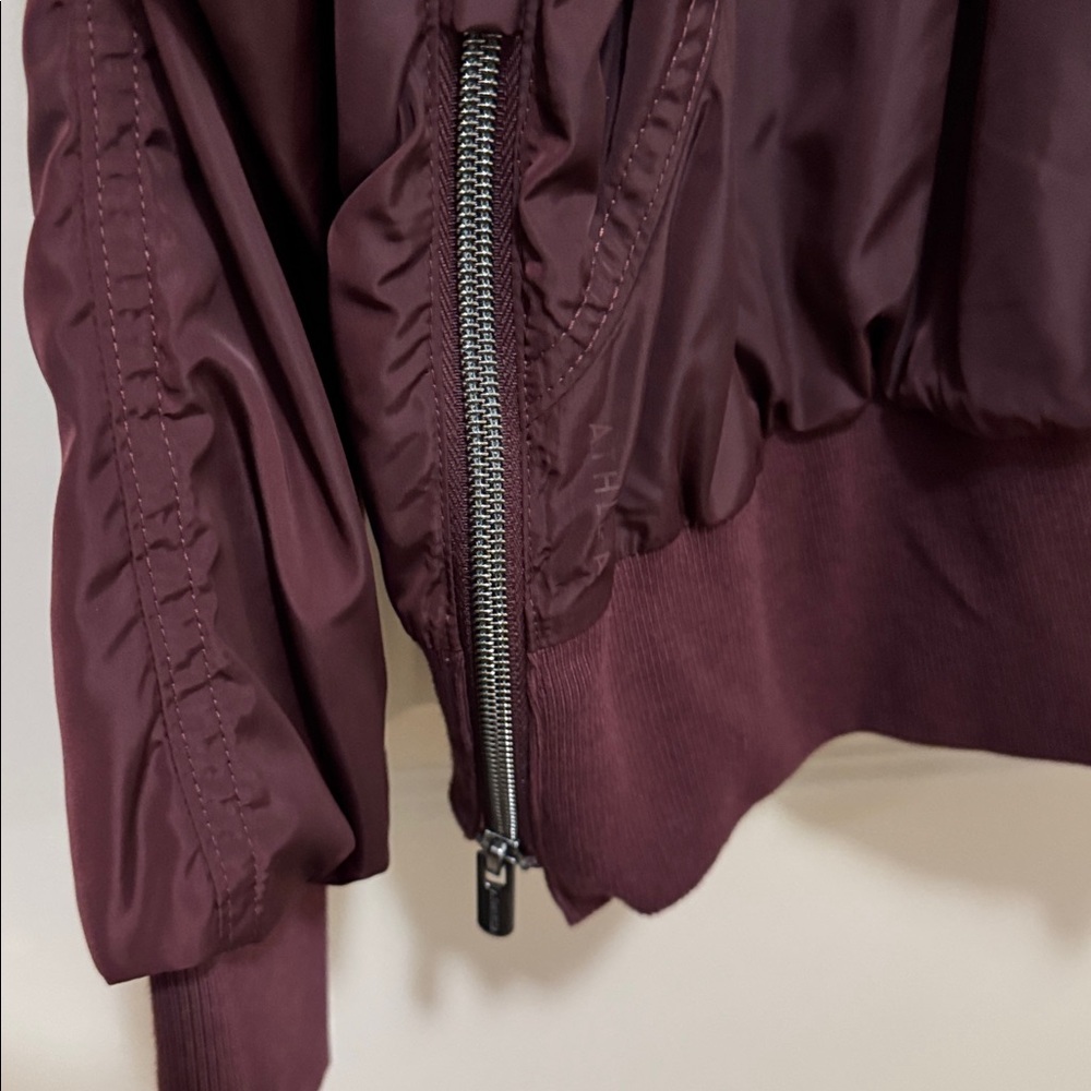 Athleta Women's Jetset Burgundy Bomber jacket size XL - Picture 6 of 8